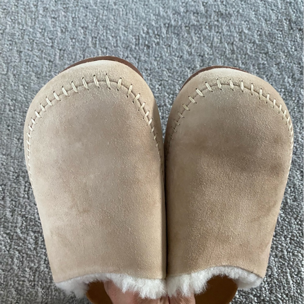 Jenni Kayne Shearling-Lined Moc Clogs - Picture 10 of 16